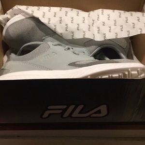 FILA gray sneakers light weight new size 7